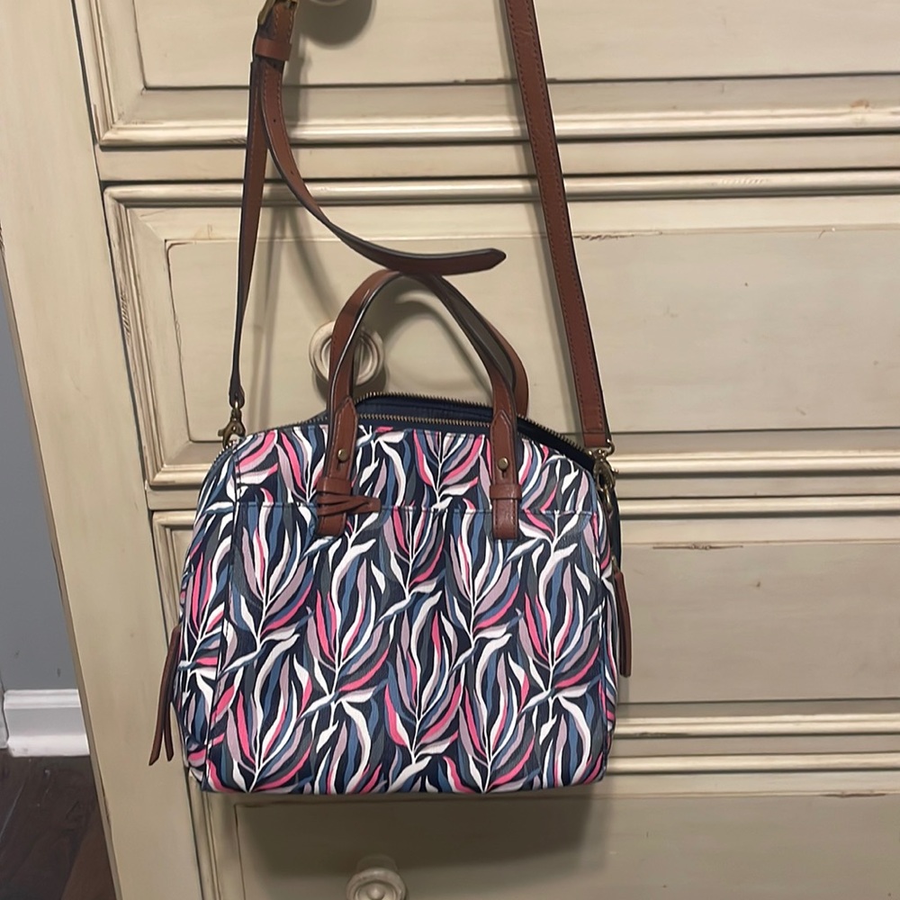 Fossil bag like new